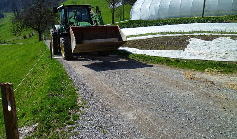 EcoRaster - kratki parkingowe i trawnikowe ecoraster w rolnictwie
